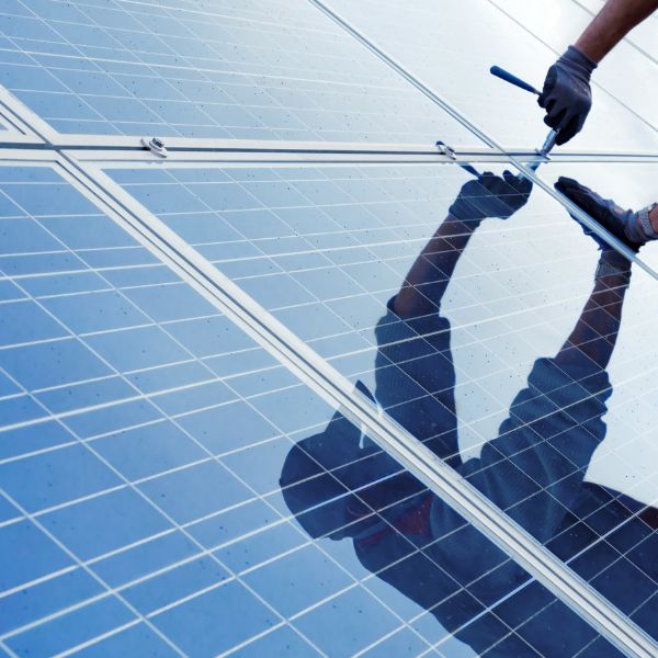electricista instalación de placas solares fotovoltaicas Avilés